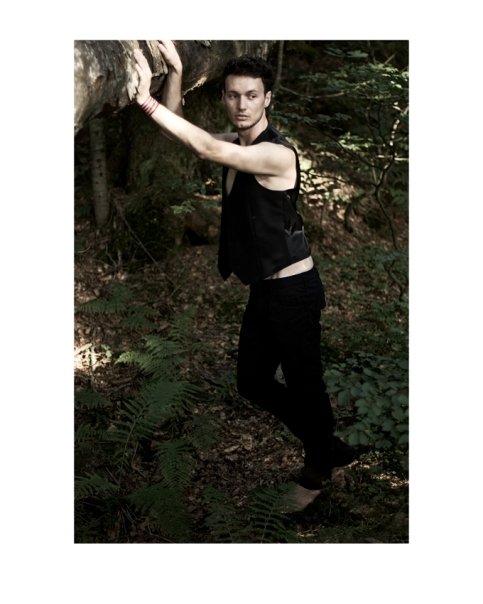 Male model photo shoot of Dushan in Zurich