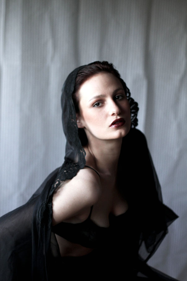 Female model photo shoot of Holland Gabrielle