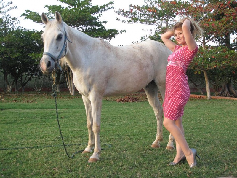 Female model photo shoot of Le temps des cerises and Karen A in Yucatan