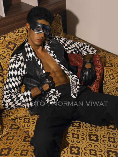 Male model photo shoot of Norman Viwat in Bangkok