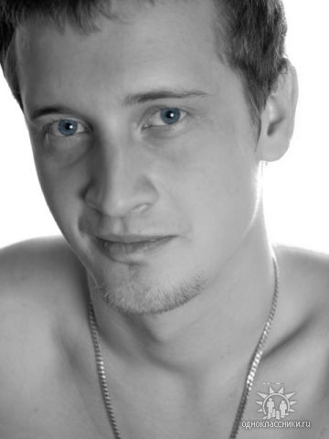 Male model photo shoot of HeMeTc in Moscow