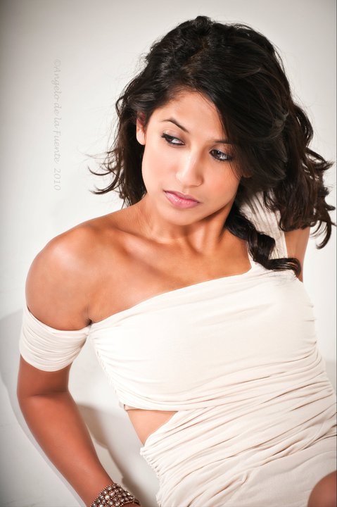 Female model photo shoot of Teresa R Patel 