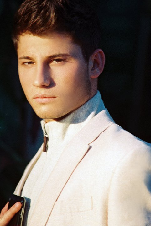 Male model photo shoot of Allen Genkin