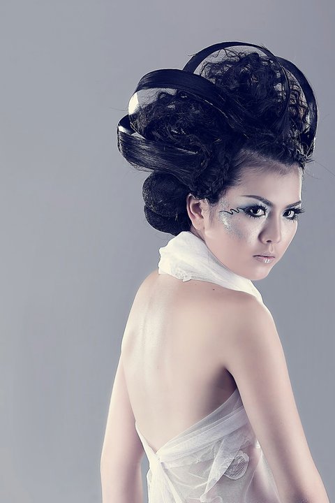 Female model photo shoot of attitan sidarta