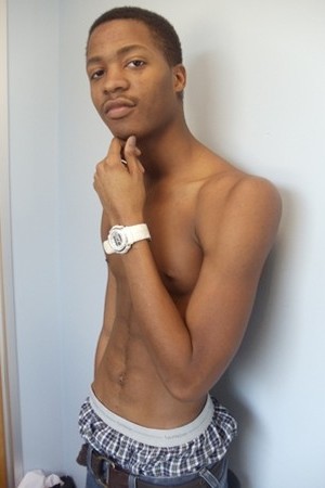 Male model photo shoot of Dwayne Richie Jr