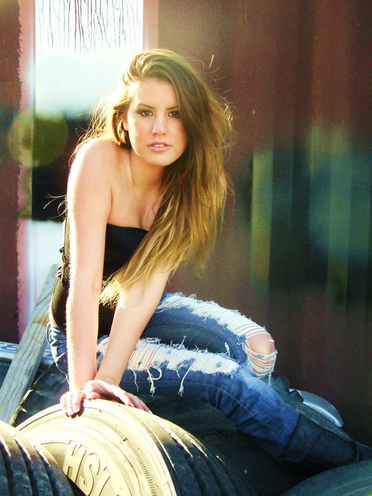 Female model photo shoot of Brittany Stafford in newark ca