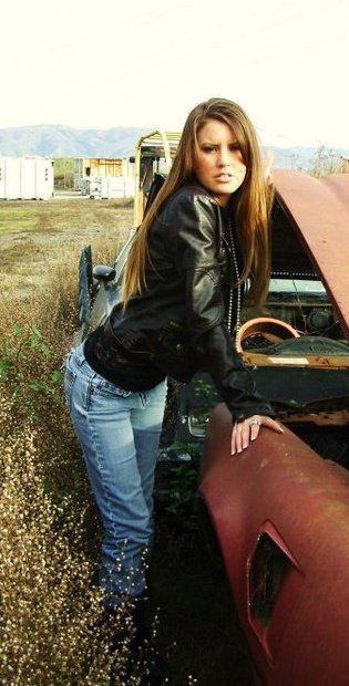 Female model photo shoot of Brittany Stafford in newark ca