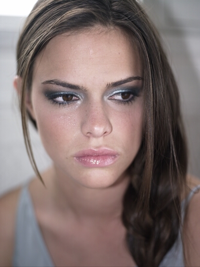 Female model photo shoot of Jantzen 