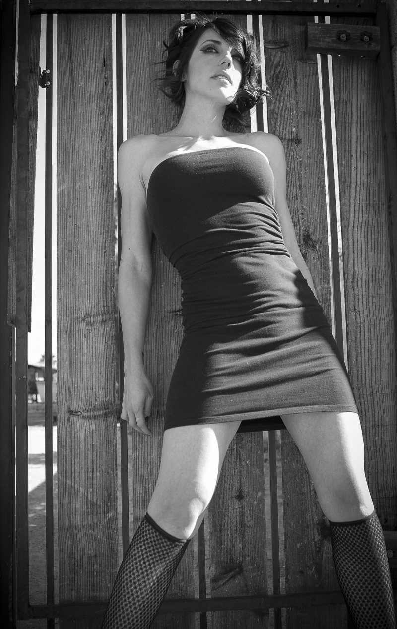 Female model photo shoot of Devon Welles by bodhihill