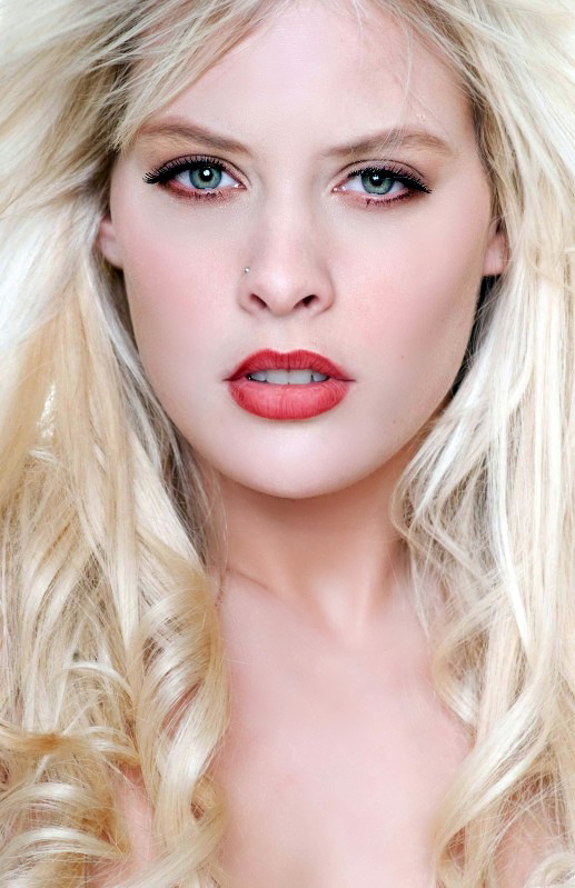 Female model photo shoot of DreamingPP by Kelly Sedivec-Ealy, makeup by Larenda Dane