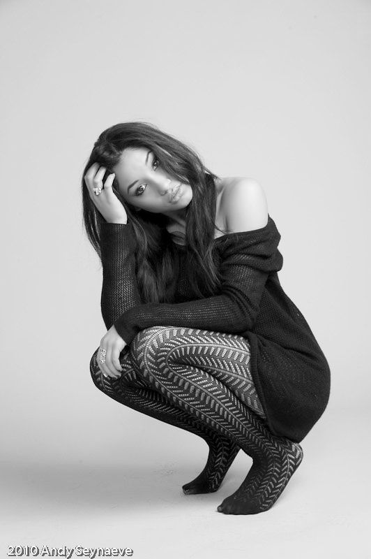 Female model photo shoot of Miranda Castel by AndyS