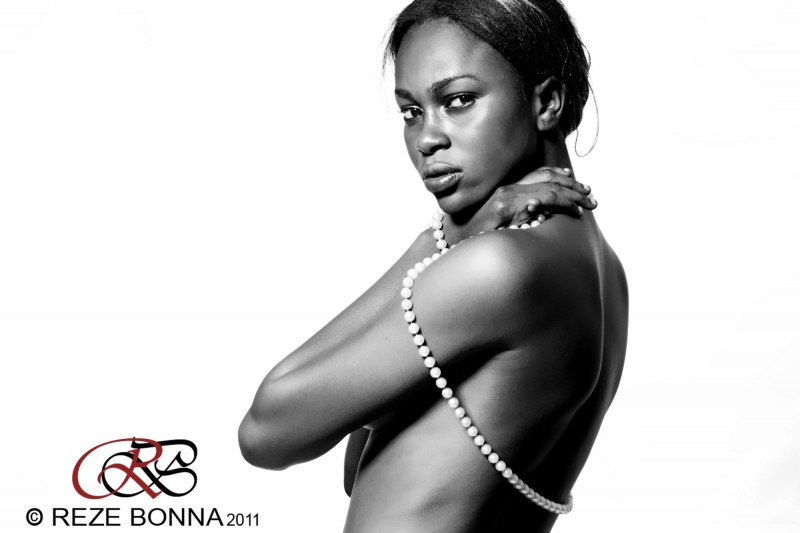 Female model photo shoot of Rozamond Diamond in lagos, Nigeria