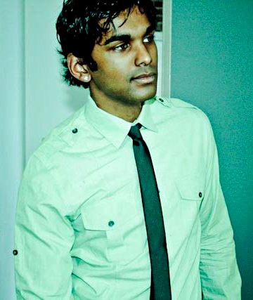 Male model photo shoot of Avi Roshan by KWAME