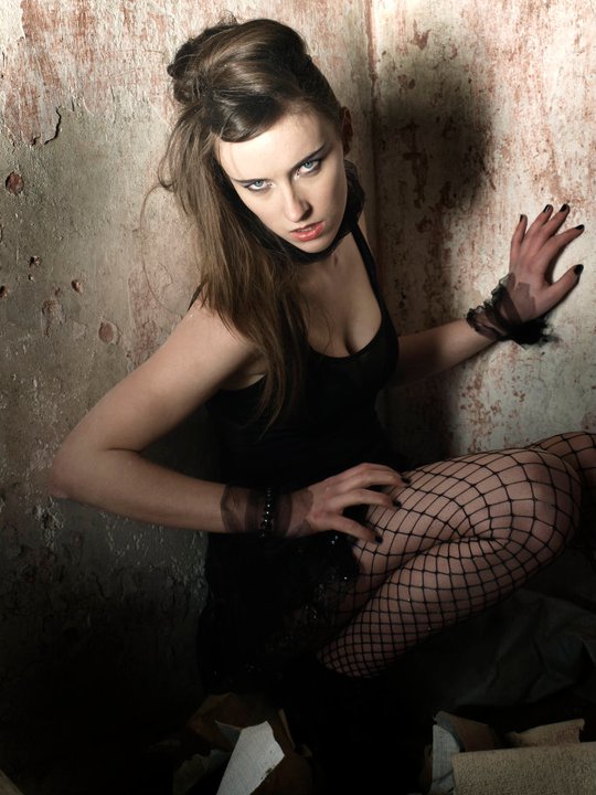 Female model photo shoot of Laura Nasons