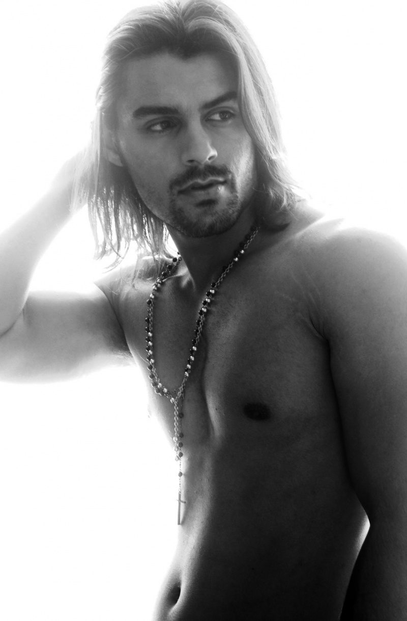 Male model photo shoot of Sonny Singh