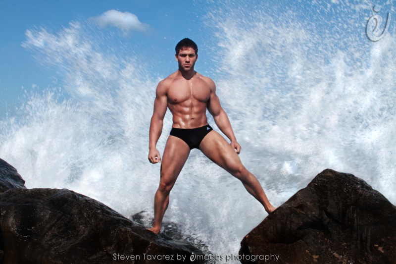 Male model photo shoot of Steven Tavarez