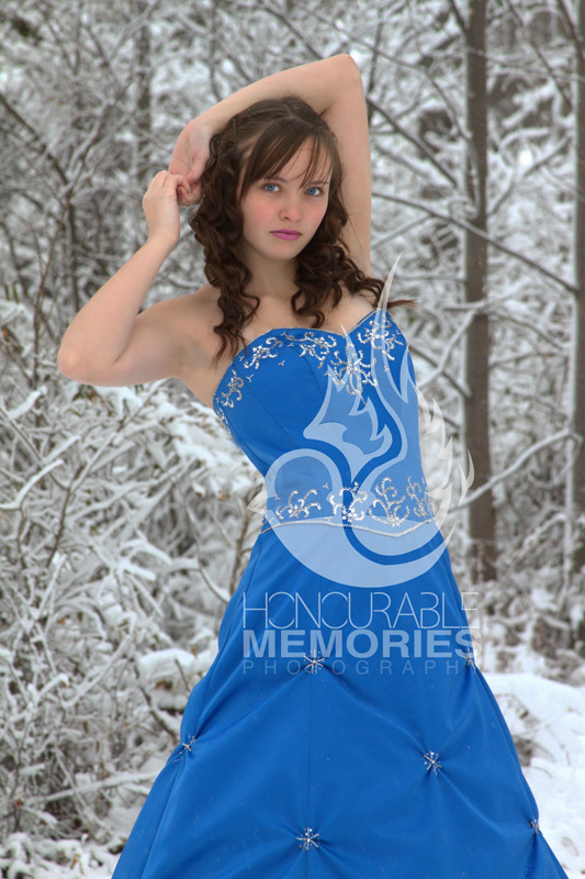 Female model photo shoot of Honour McLeod in Portland, TN