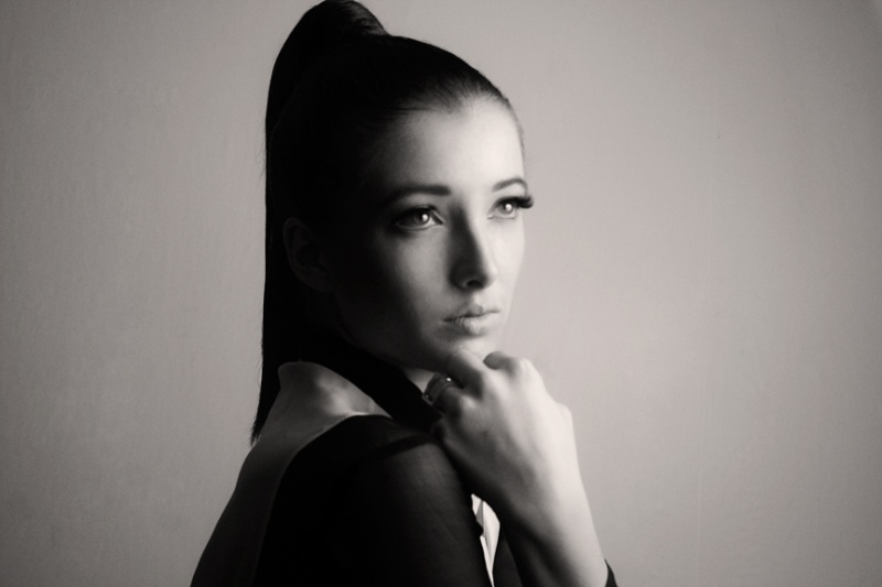 Female model photo shoot of Chelsea Conrad by Giovanni M