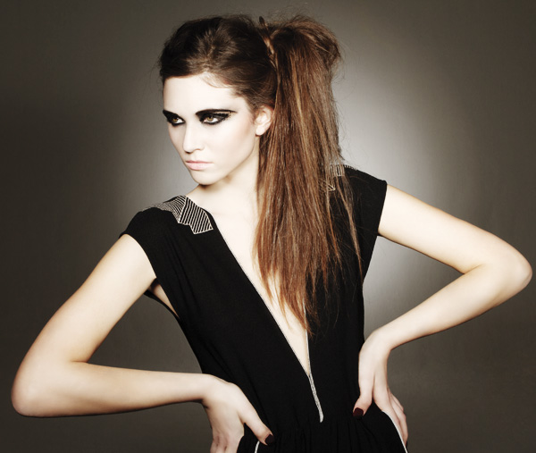 Female model photo shoot of Karolina_greeneye