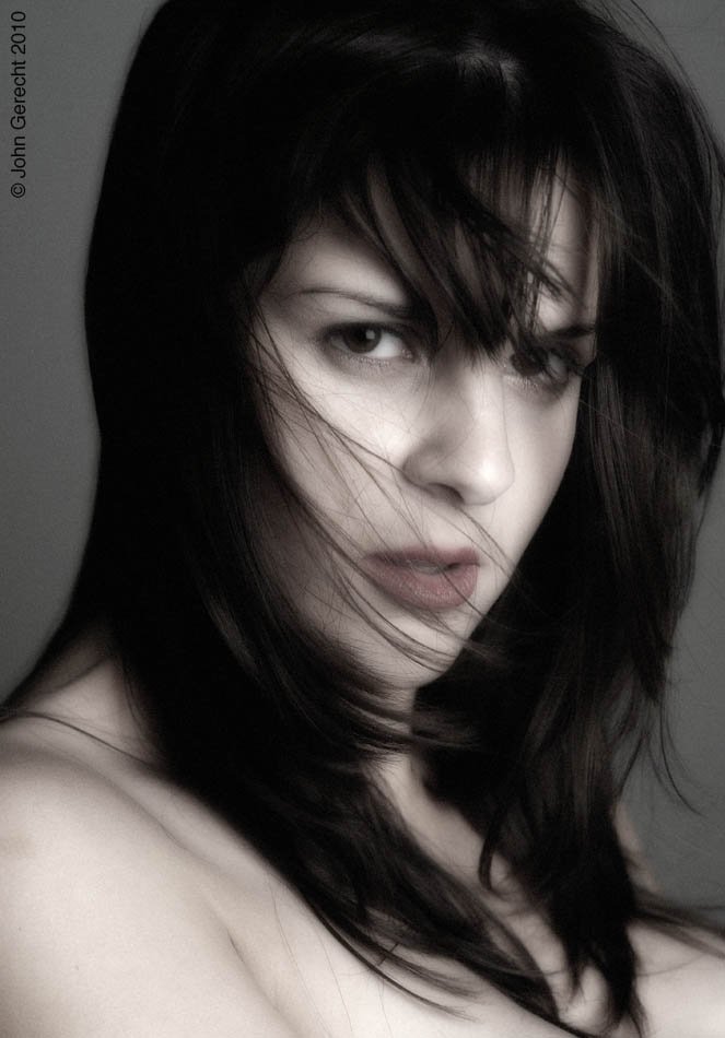 Female model photo shoot of E5PERANZA by jgerecht