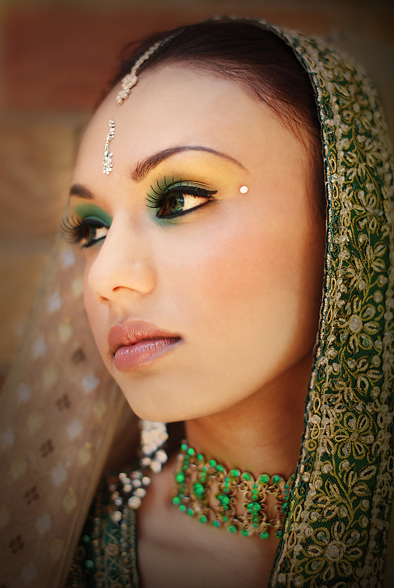 Female model photo shoot of hajra b