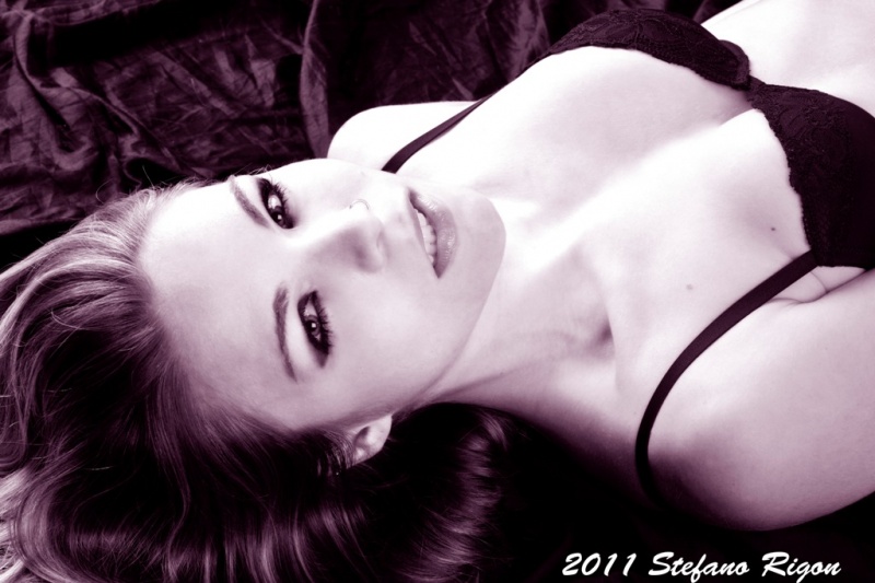 Female model photo shoot of Sofia Righetti