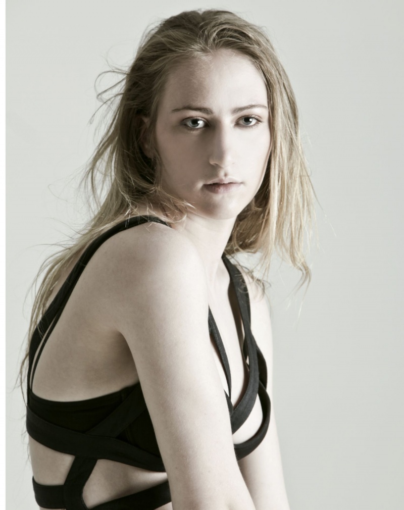 Female model photo shoot of Nicola Jane