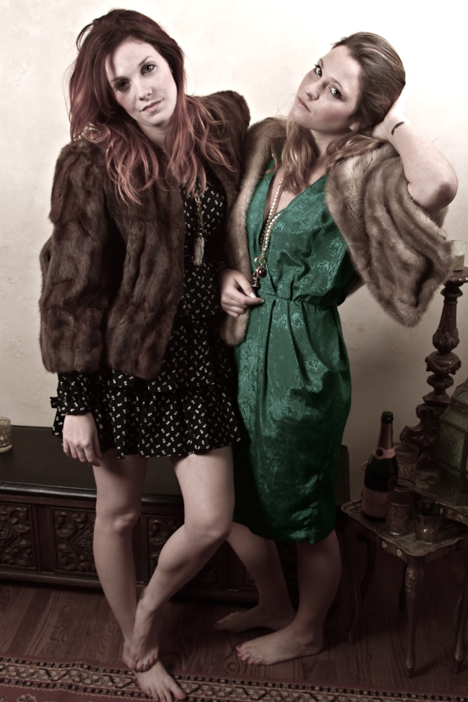 Female model photo shoot of Jules Reed and Nina Noel