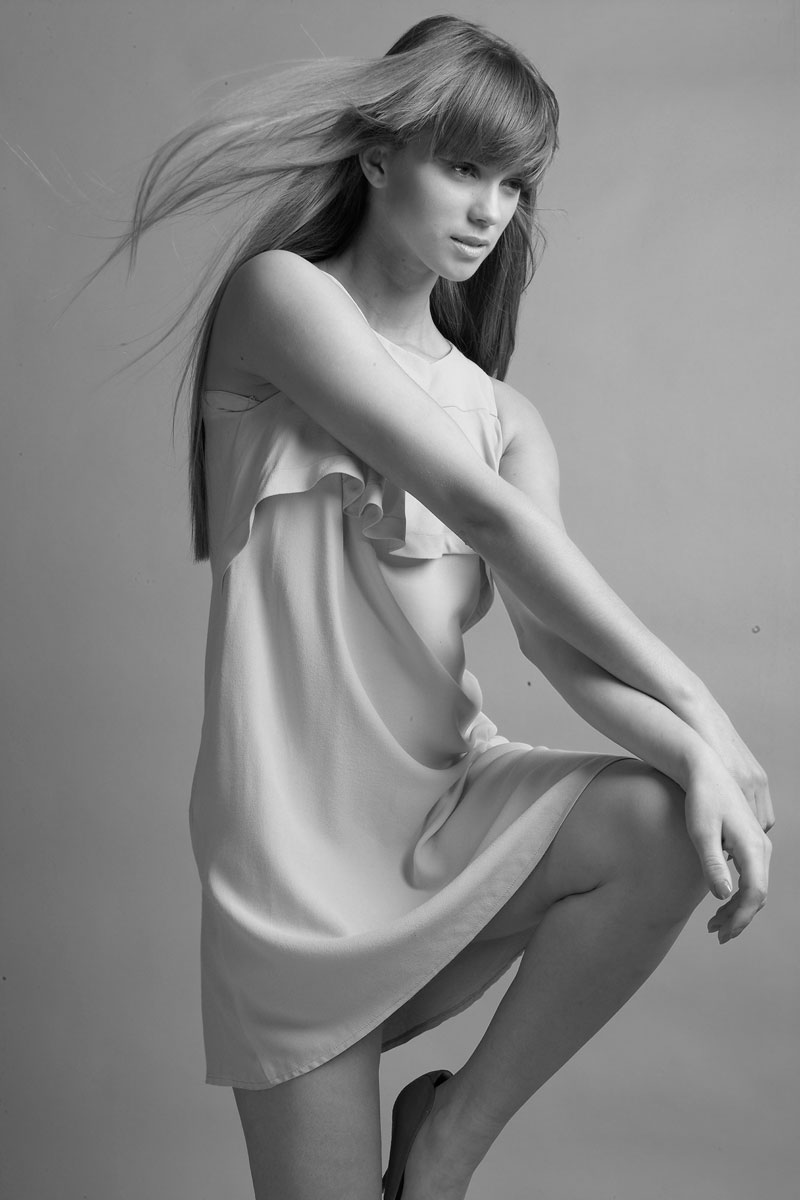 Female model photo shoot of Sonia Beckford
