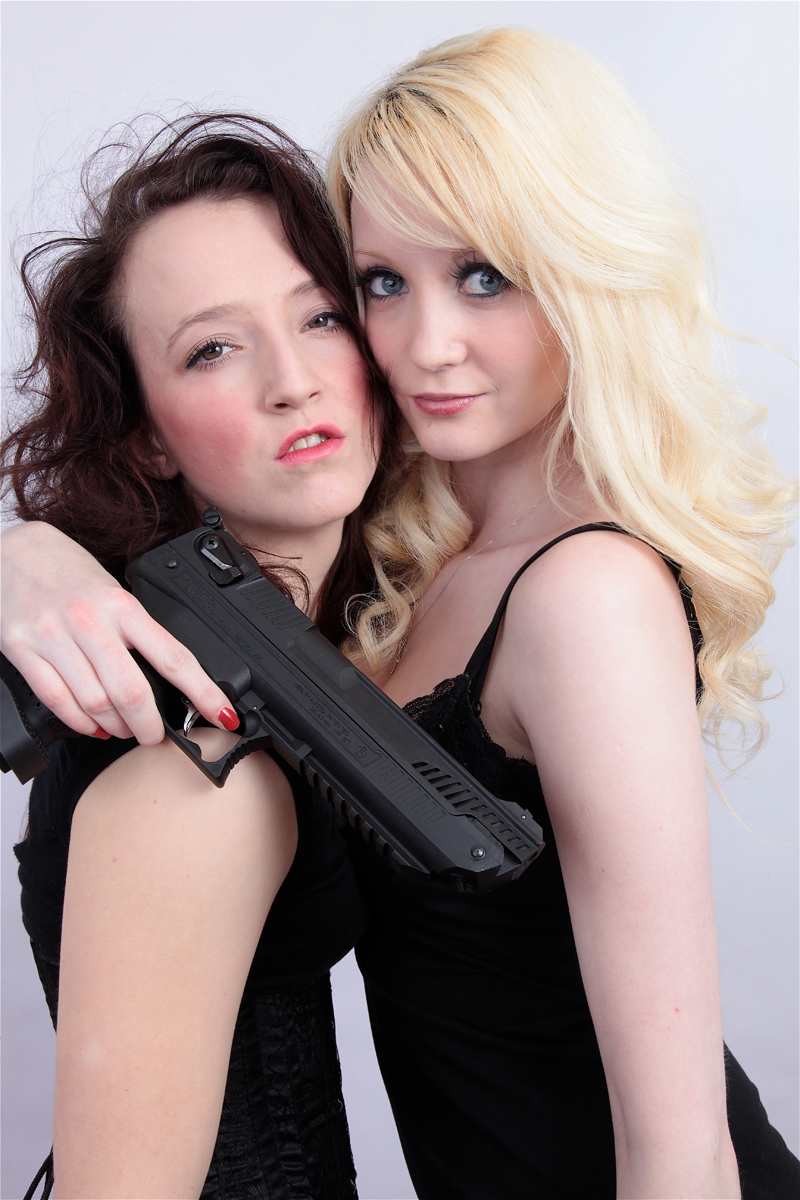 Female model photo shoot of MimiRose and Chloe Nicole  by kevin briggs