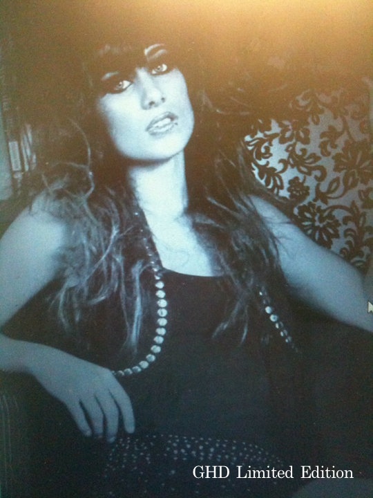 Female model photo shoot of Tammie-lee rathbone