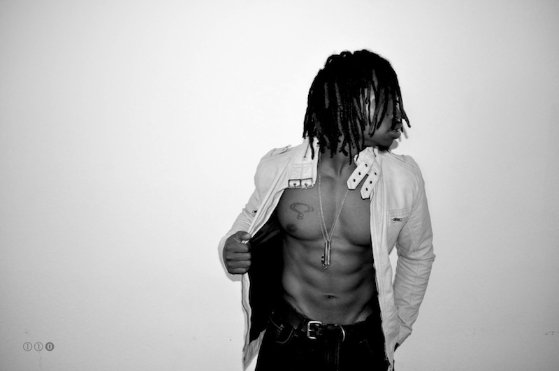 Male model photo shoot of Rell Onewish