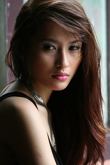 Female model photo shoot of karen157