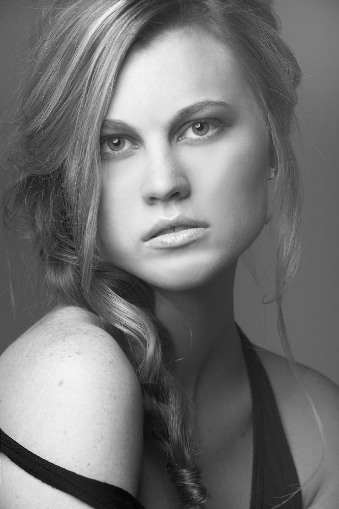 Female model photo shoot of AmandaJames01