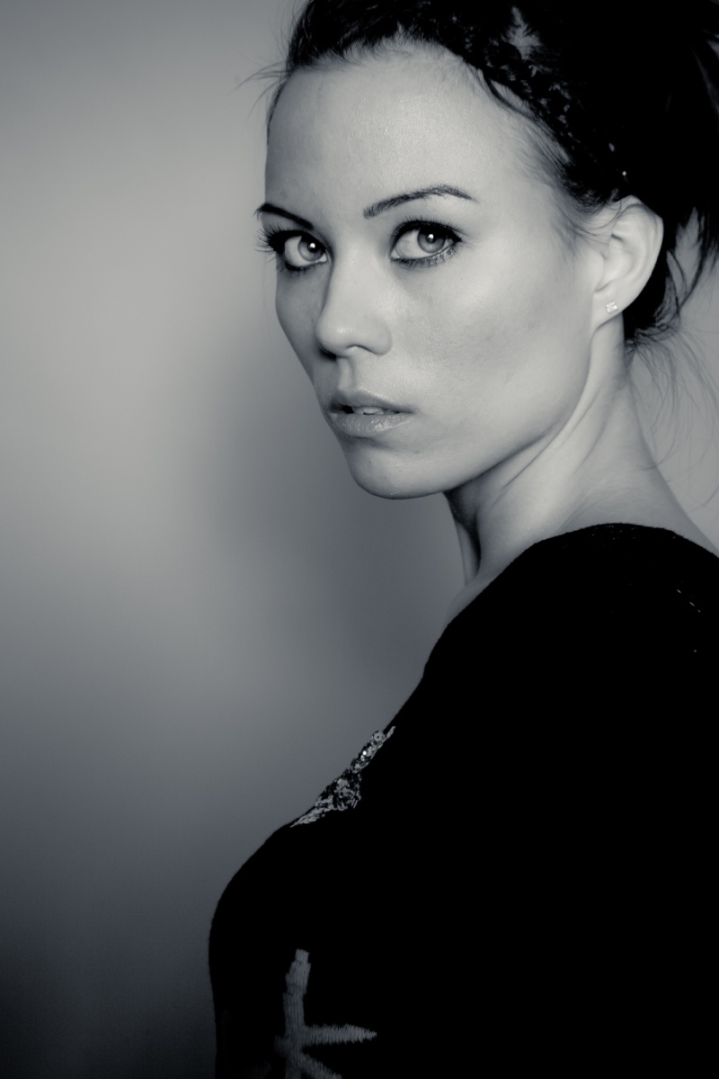 Female model photo shoot of kittyminx