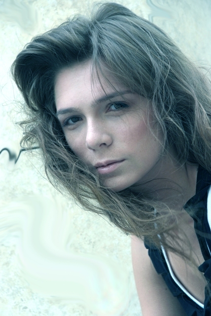 Female model photo shoot of VictoriaLaVida