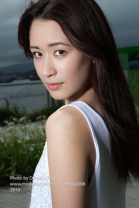 Female model photo shoot of Fiona Ng