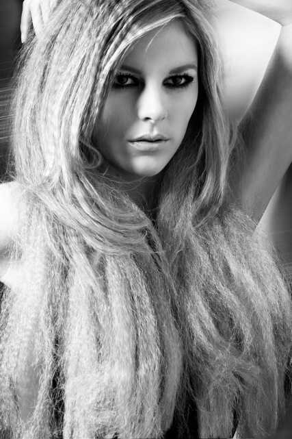 Female model photo shoot of Nienke Kroon by Mandytraveler, makeup by Marion de Waard MUA