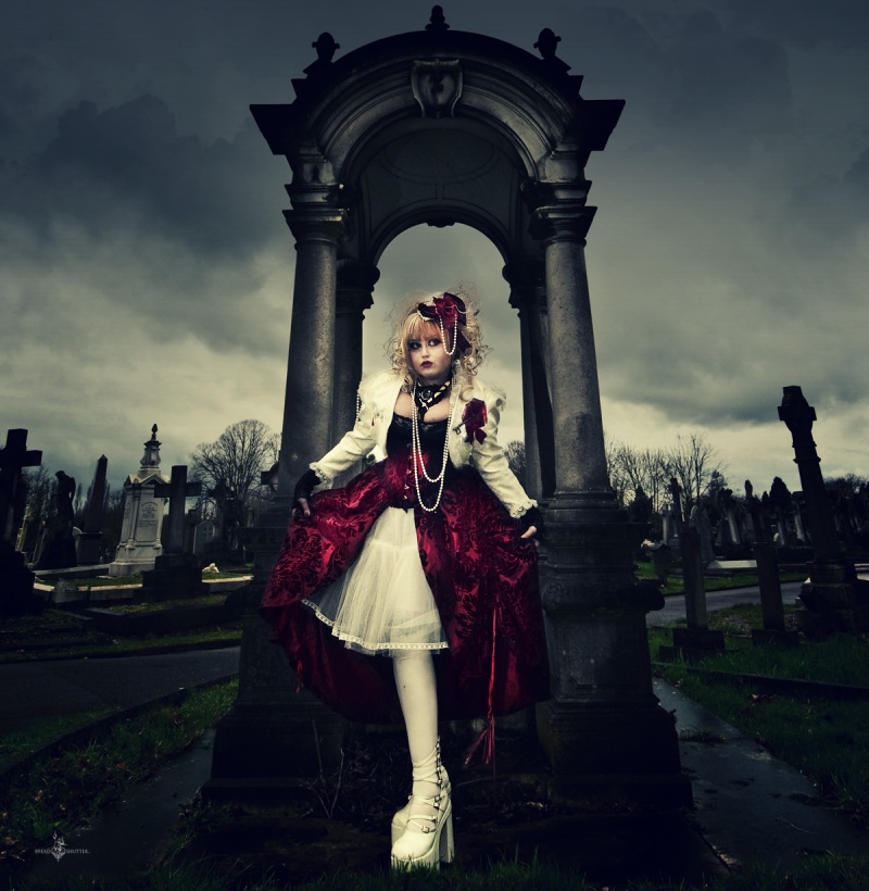 Female model photo shoot of Mort Couture and Deadly D0ll by Bread and Shutter in Putney Vale Cemetery