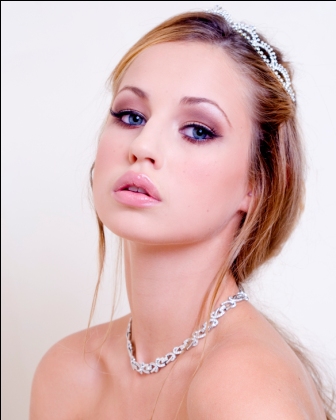 Female model photo shoot of Ciara K make-up