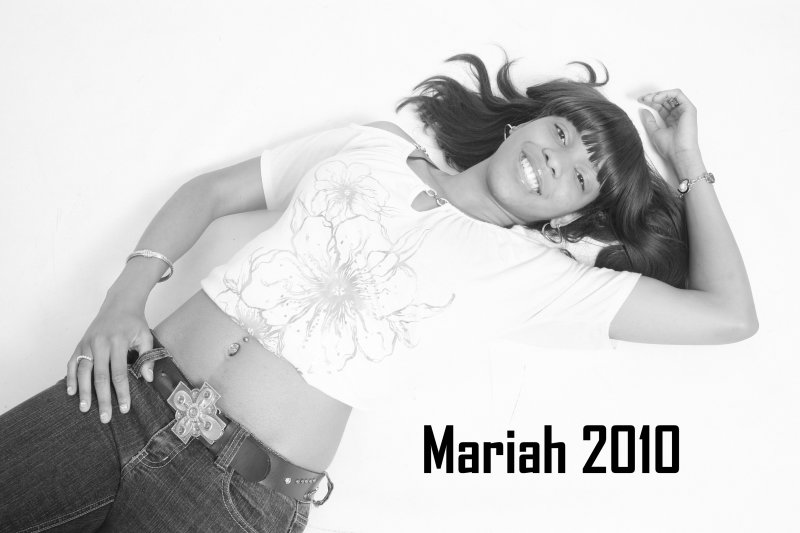Female model photo shoot of Mariah so cute