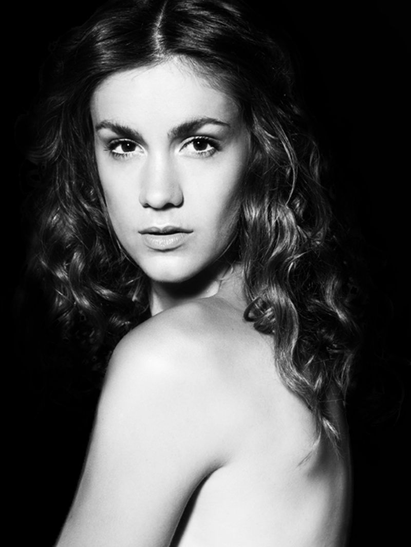 Female model photo shoot of Jorien K
