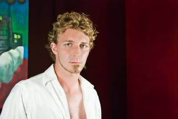 Male model photo shoot of Matthew Vincent 