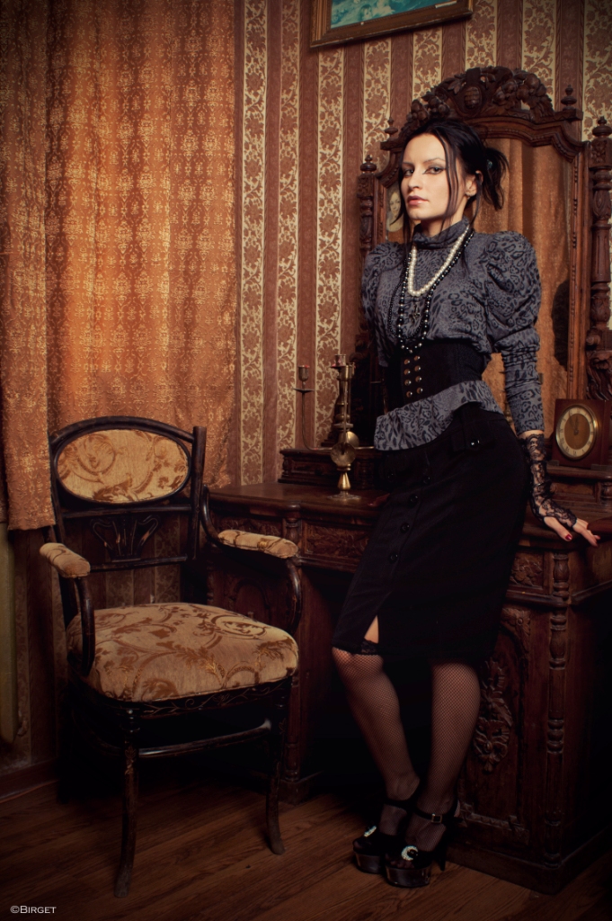 Female model photo shoot of Zhenya Merrick in Popcorn studio