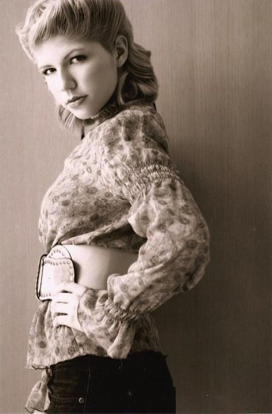 Female model photo shoot of Sofie Claire 