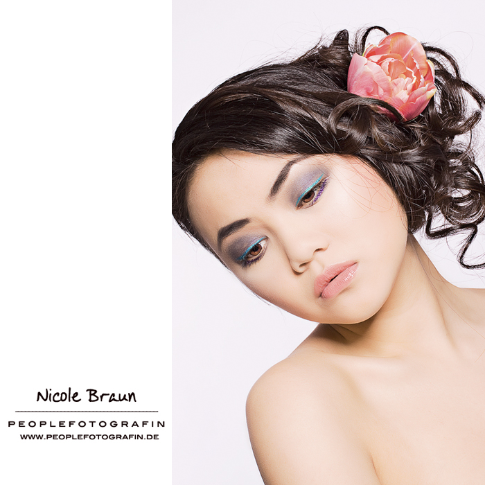Female model photo shoot of Nicole Braun