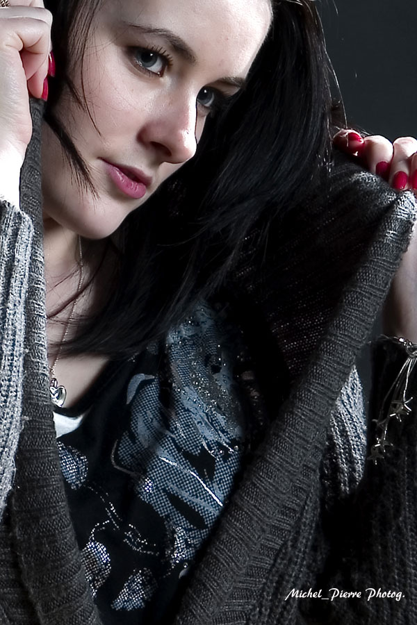 Female model photo shoot of Ioana Sirbu by MichelPierre in UdeM Studio