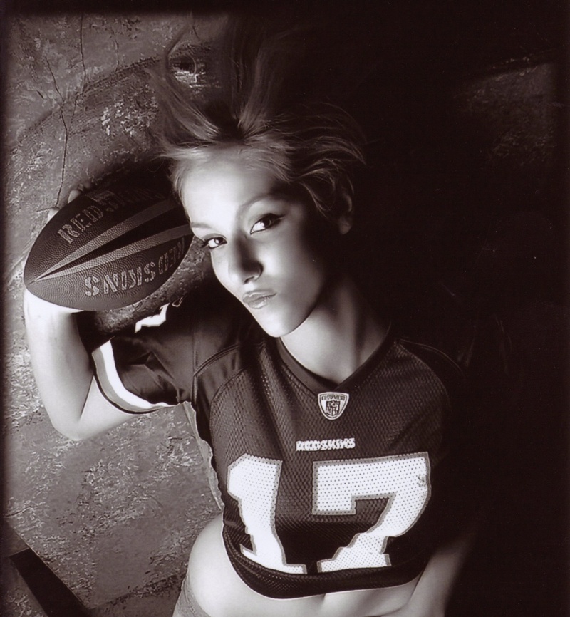Female model photo shoot of JaimeW2011 by Rusty Healey in Ogden, Utah