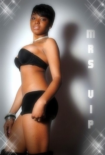Female model photo shoot of Missez VIP