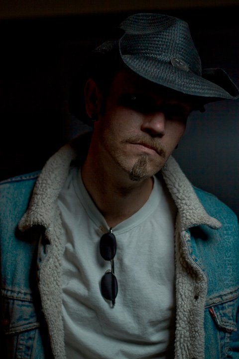 Male model photo shoot of Mark Slater